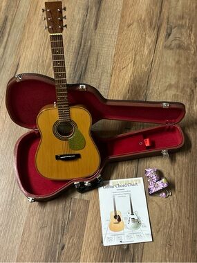 American Girl Just Like You - Guitar Set 2006 - Retired -